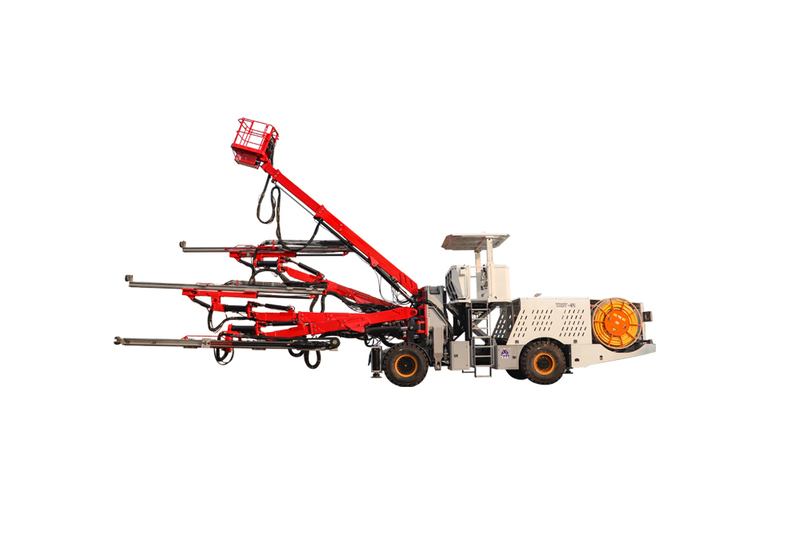 三臂鑿（záo）岩（yán）台車